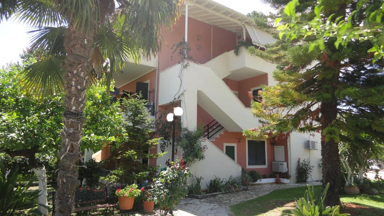 Nely'S Luxury Home Nidrí Kültér fotó