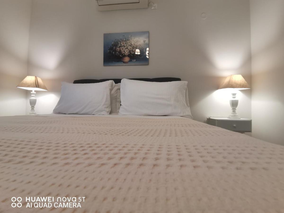 Nely'S Luxury Home Nidrí Kültér fotó