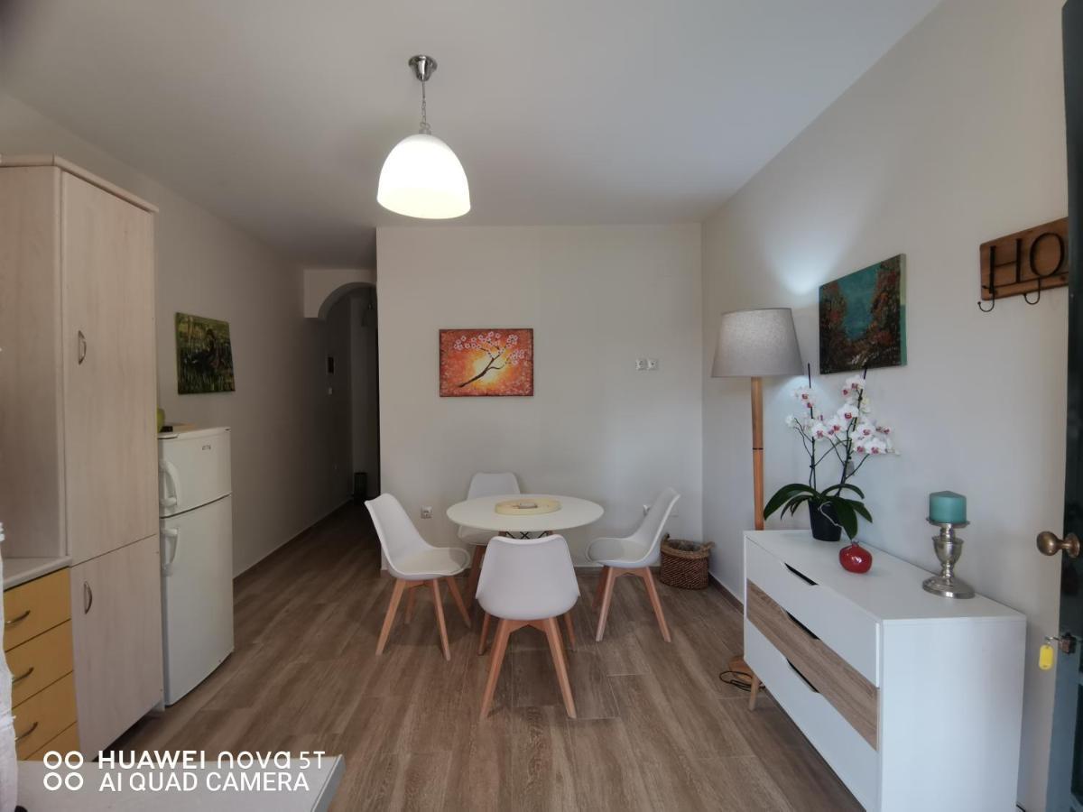 Nely'S Luxury Home Nidrí Kültér fotó
