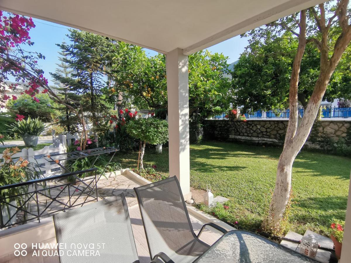 Nely'S Luxury Home Nidrí Kültér fotó